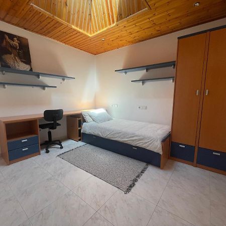 Atico Con Magnifica Terraza En Boiro Apartment Luaran gambar